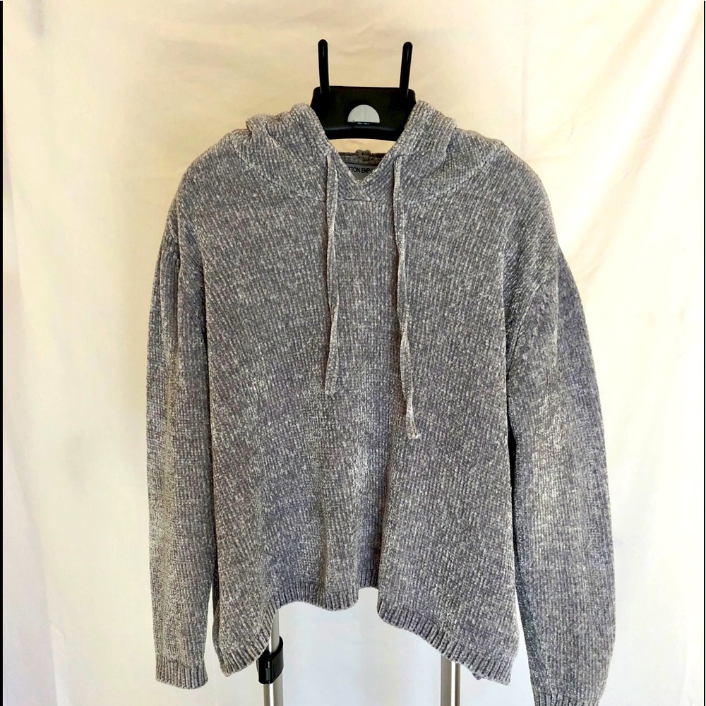 Women’s medium Gray Chenille Sweater Hoodie